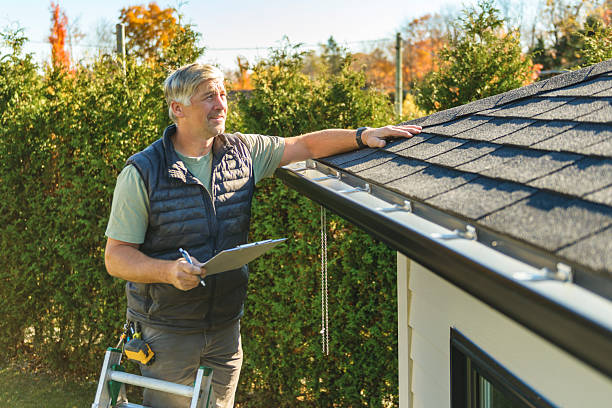 Professional Roofing technician working in Wentworth, SD
